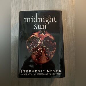 Midnight Sun Book by Stephenie Meyer